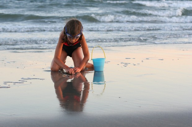 Sunset is a great time to capture photos of your kids on the beach!